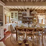 Villa Le Granchiaie 8 *